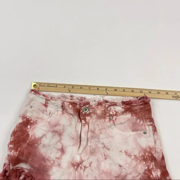 POL Tie Dye Cutoff Jean Maroon Shorts - Picture 8 of 10
